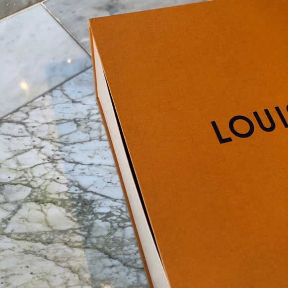 SOLD🧡Louis Vuitton XL Magnetic Gift Box Empty🧡 - Picture 10 of 12